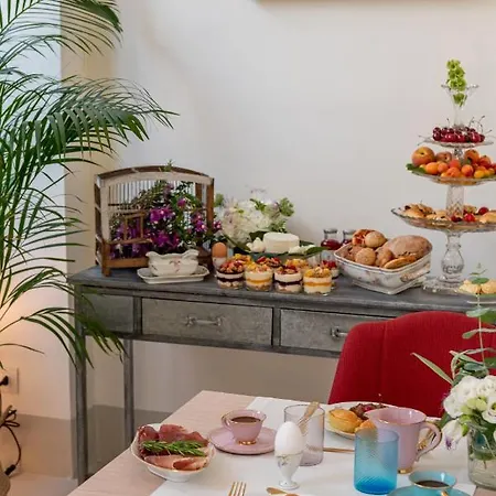 Palazzo Donna Elisabetta Hotel
