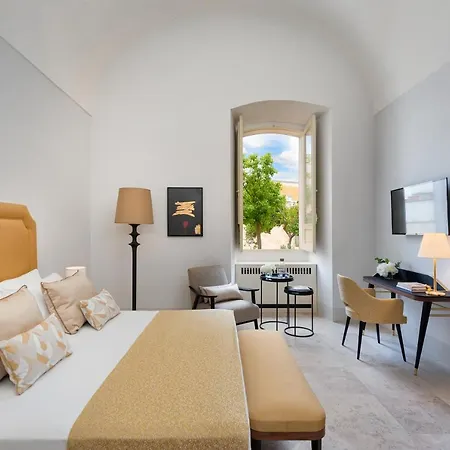 Palazzo Donna Elisabetta 5*