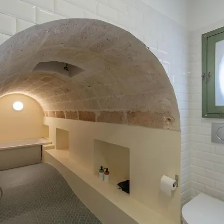 Palazzo Donna Elisabetta 5*