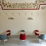 Palazzo Donna Elisabetta 5*