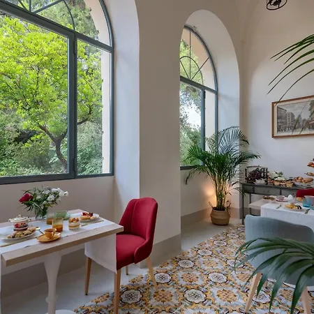 Hotel Palazzo Donna Elisabetta 5*