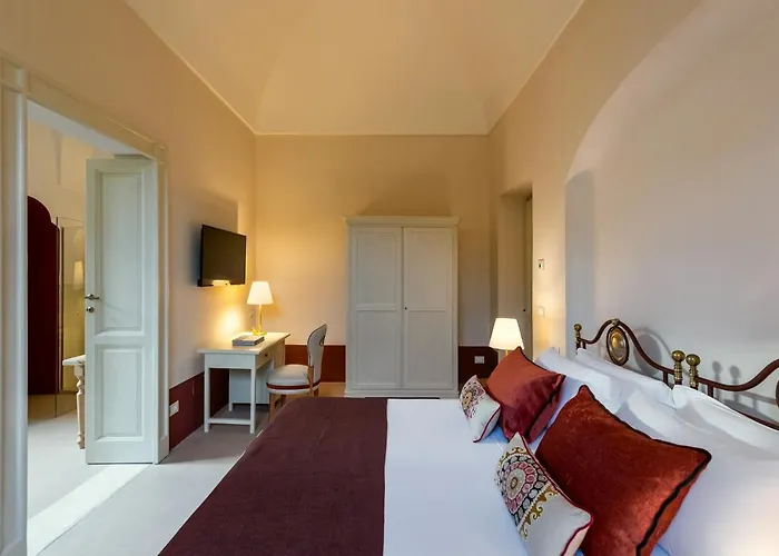 Palazzo Donna Elisabetta 5*